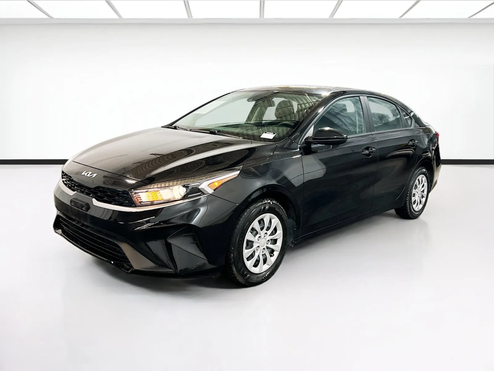 Black 2023 Kia Forte LX for sale in Chandler, AZ