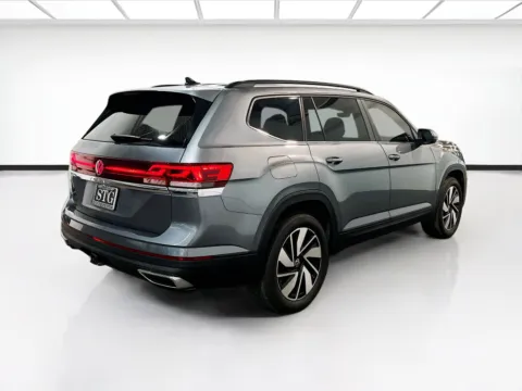 More photos of 2024 Volkswagen Atlas 2.0T SE w/Technology at STG Chandler, AZ