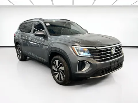 Another view of 2024 Volkswagen Atlas 2.0T SE w/Technology for sale in Chandler, AZ at STG Chandler