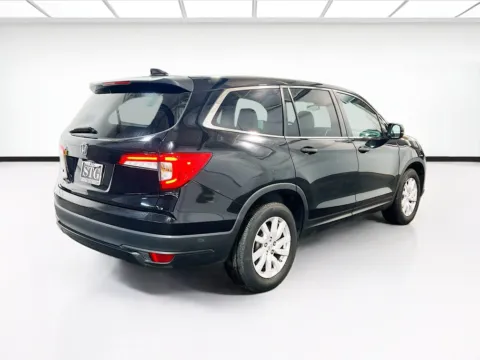 More photos of 2020 Honda Pilot LX at STG Chandler, AZ