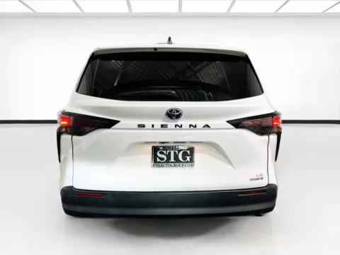 More photos of 2023 Toyota Sienna LE at STG Chandler, AZ
