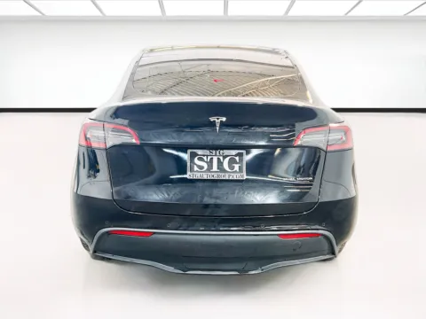 More photos of 2022 Tesla Model Y Long Range at STG Chandler, AZ