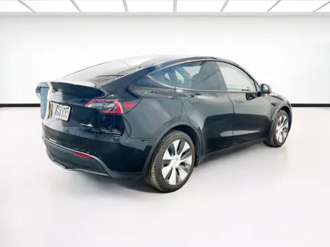 More photos of 2022 Tesla Model Y Long Range at STG Chandler, AZ