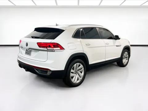 More photos of 2022 Volkswagen Atlas Cross Sport 3.6L V6 SE w/Technology at STG Chandler, AZ