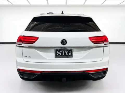 More photos of 2022 Volkswagen Atlas Cross Sport 3.6L V6 SE w/Technology at STG Chandler, AZ