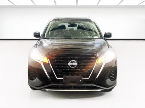 Photos of 2024 Nissan Kicks SV for sale in Chandler, AZ at STG Chandler