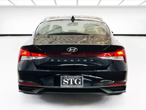 More photos of 2023 Hyundai Elantra SEL at STG Chandler, AZ