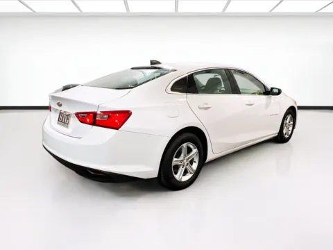 More photos of 2022 Chevrolet Malibu LS at STG Chandler, AZ