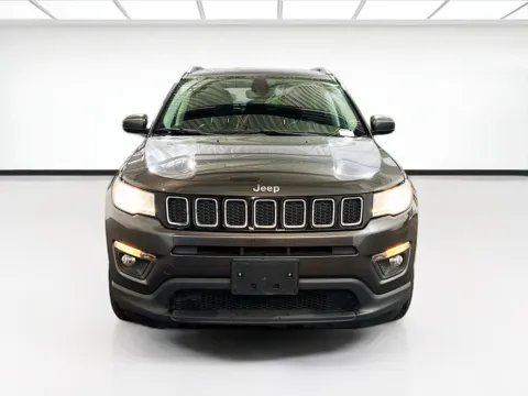Photos of 2018 Jeep Compass Latitude for sale in Chandler, AZ at STG Chandler
