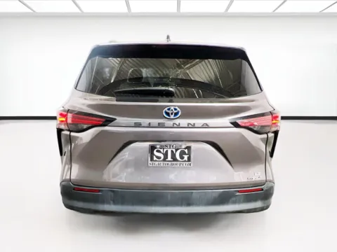 More photos of 2022 Toyota Sienna LE at STG Chandler, AZ