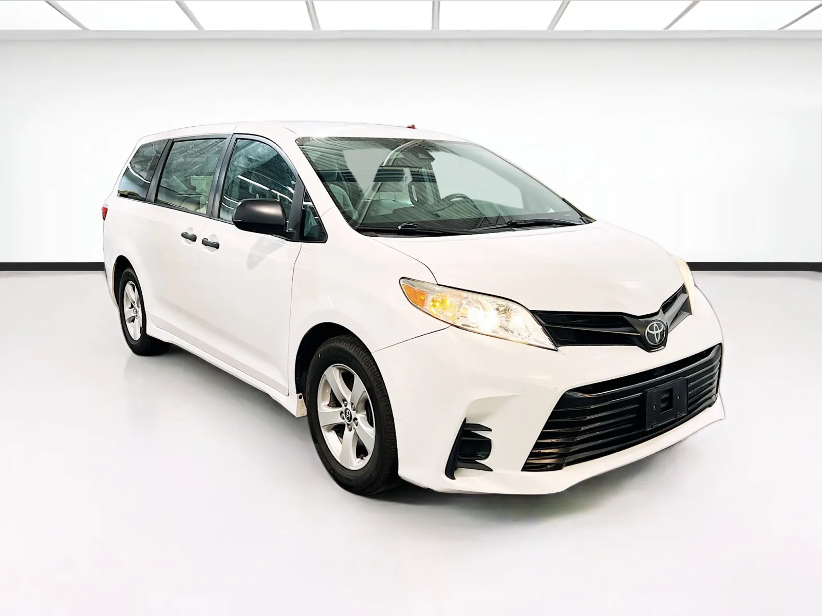 2018 Toyota Sienna L for sale in Chandler, AZ