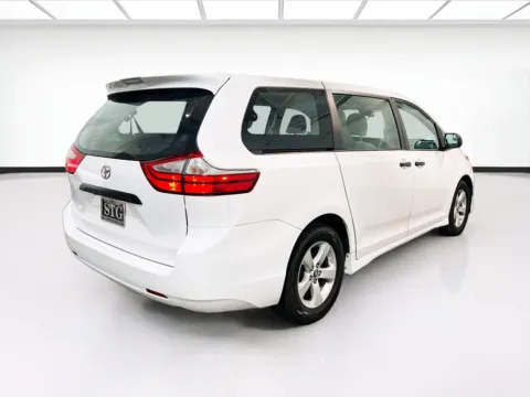 Photos of 2018 Toyota Sienna L for sale in Chandler, AZ at STG Chandler