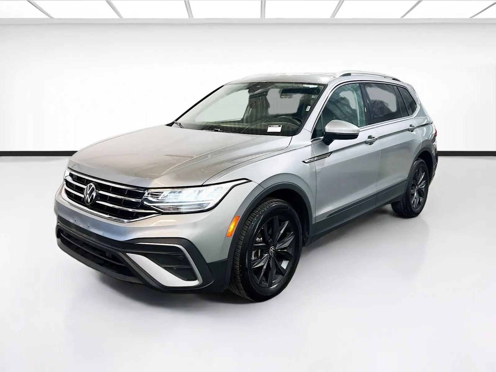 Gray 2024 Volkswagen Tiguan 2.0T Wolfsburg Edition for sale in Chandler, AZ