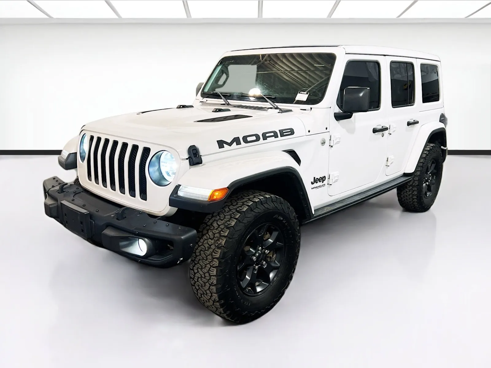 White 2019 Jeep Wrangler Unlimited Moab for sale in Chandler, AZ