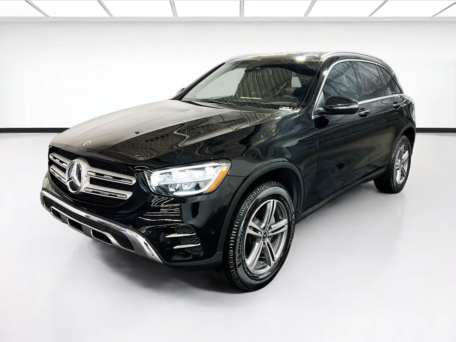 Black 2022 Mercedes-Benz GLC 300 for sale in Chandler, AZ