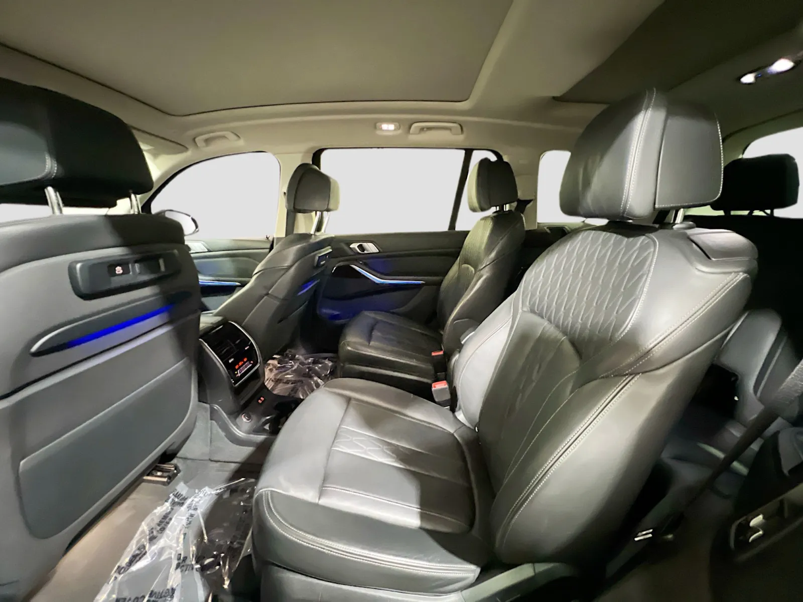 2019 BMW X7 40i - Photo 18
