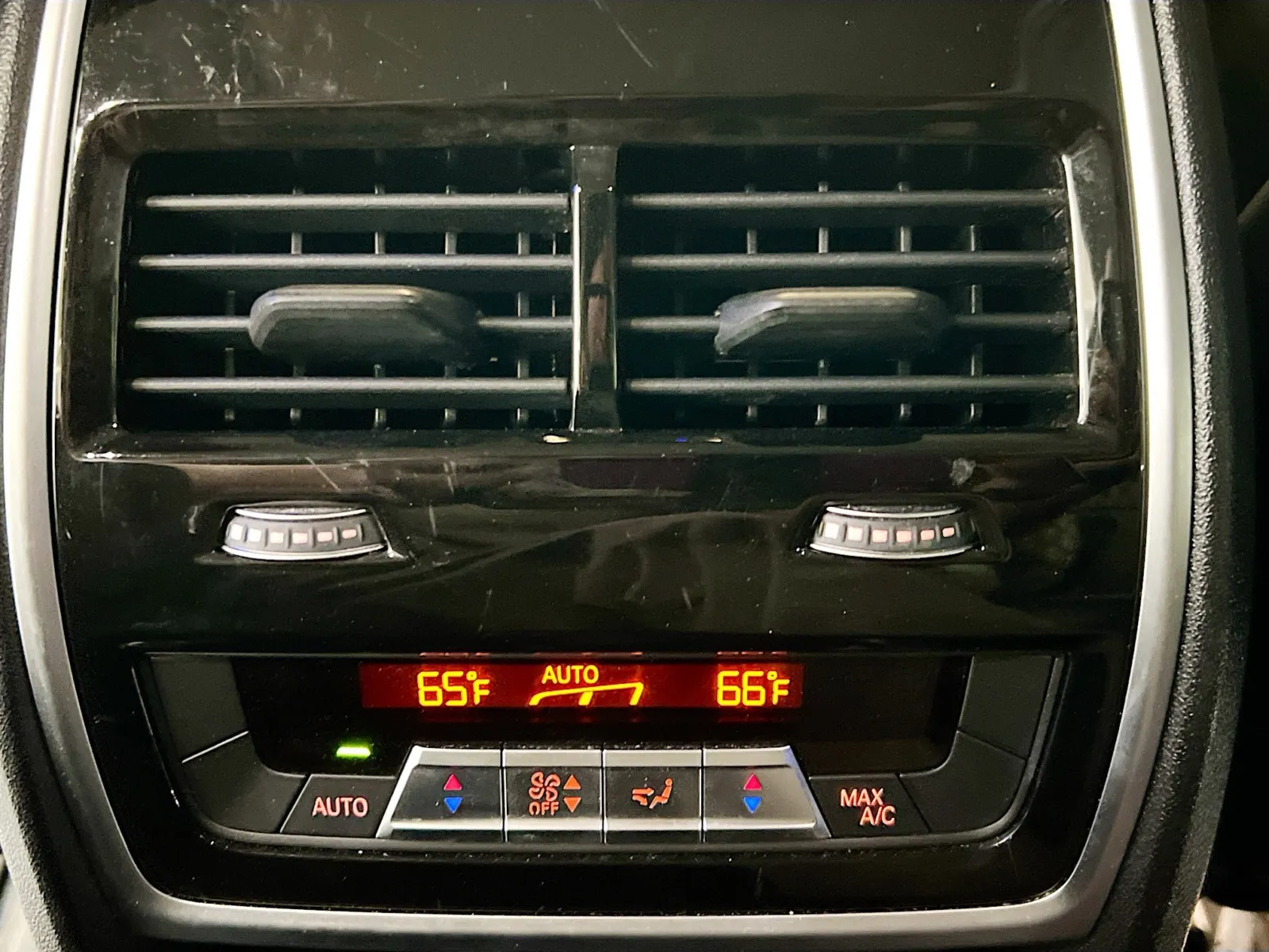 2019 BMW X7 40i - Photo 19