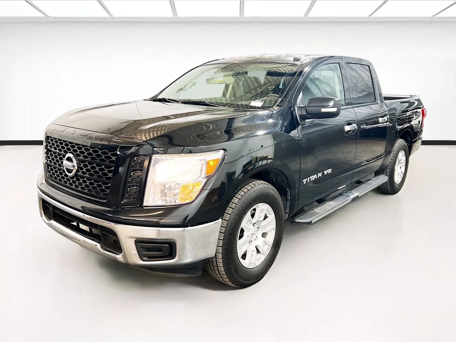 2019 Nissan Titan SV for sale in Chandler, AZ