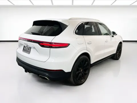 More photos of 2021 Porsche Cayenne at STG Chandler, AZ