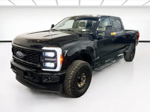 Black 2023 Ford Super Duty F-250 SRW LARIAT for sale in Chandler, AZ
