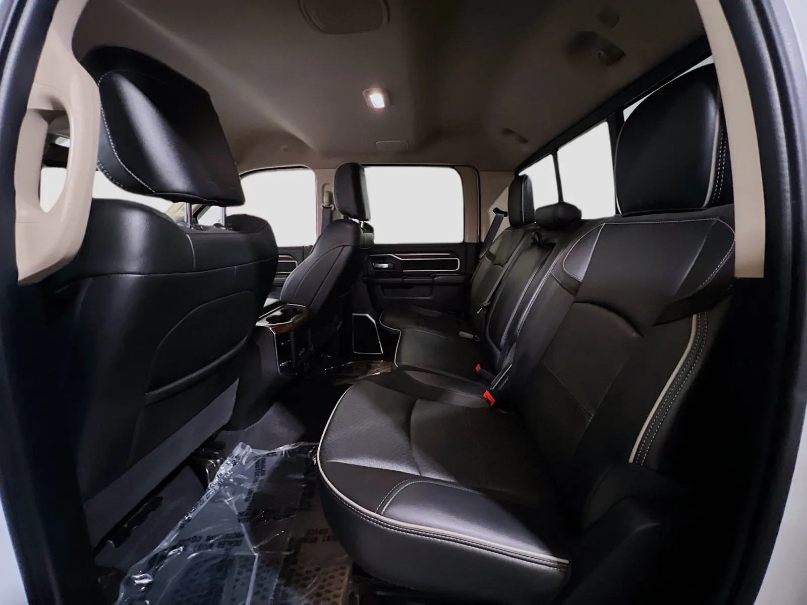 2022 RAM Ram 3500 Pickup Laramie - Photo 16