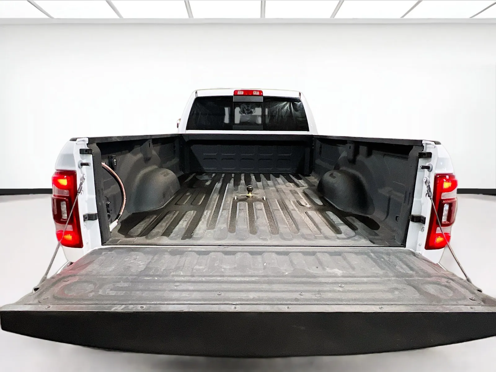 2022 RAM Ram 3500 Pickup Laramie - Photo 18