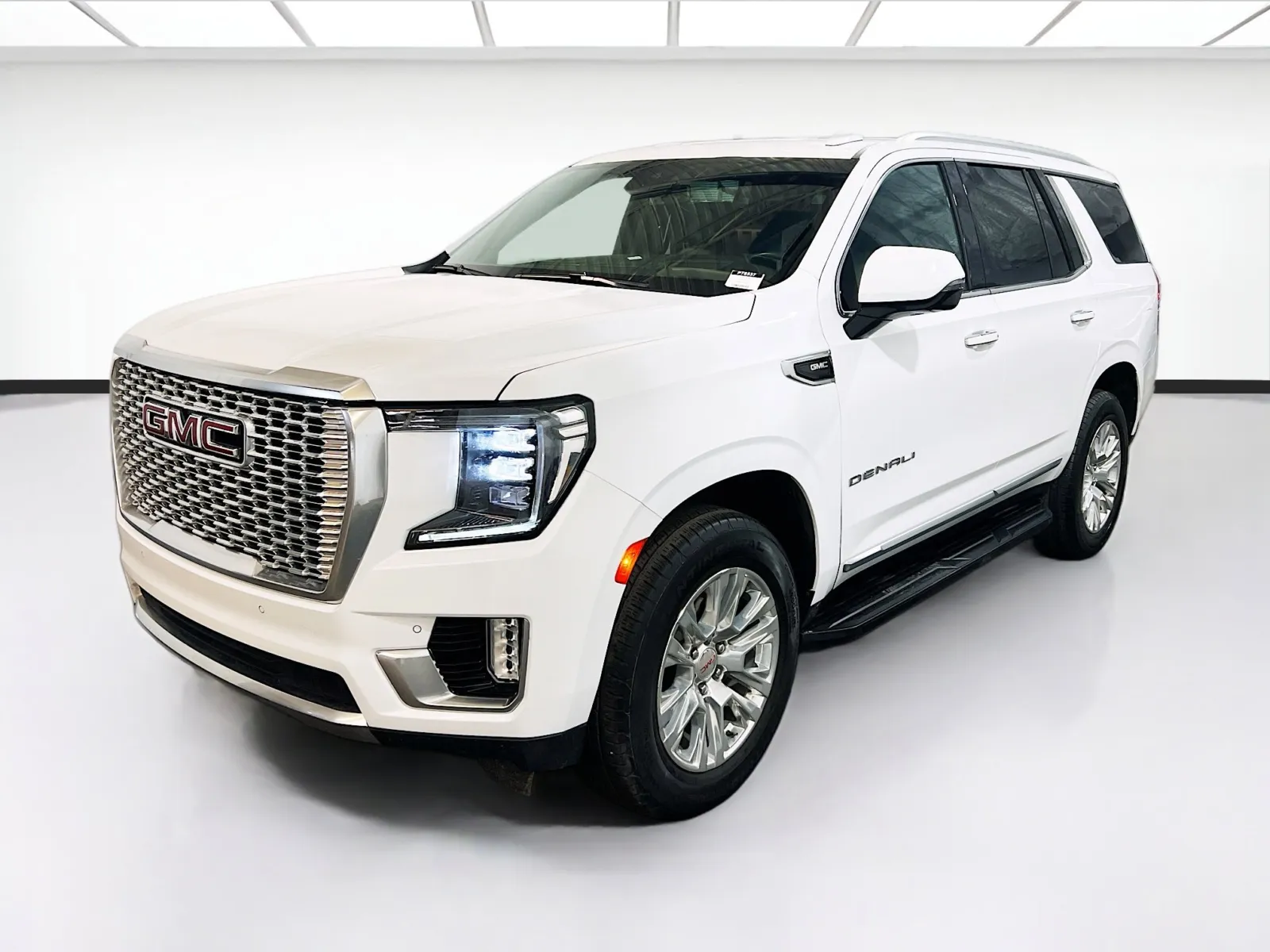 White 2024 GMC Yukon Denali for sale in Chandler, AZ