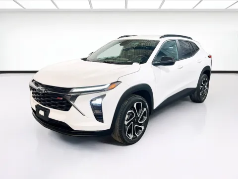 White 2025 Chevrolet Trax 2RS for sale in Chandler, AZ