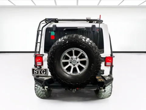 More photos of 2017 Jeep Wrangler Unlimited Rubicon at STG Chandler, AZ