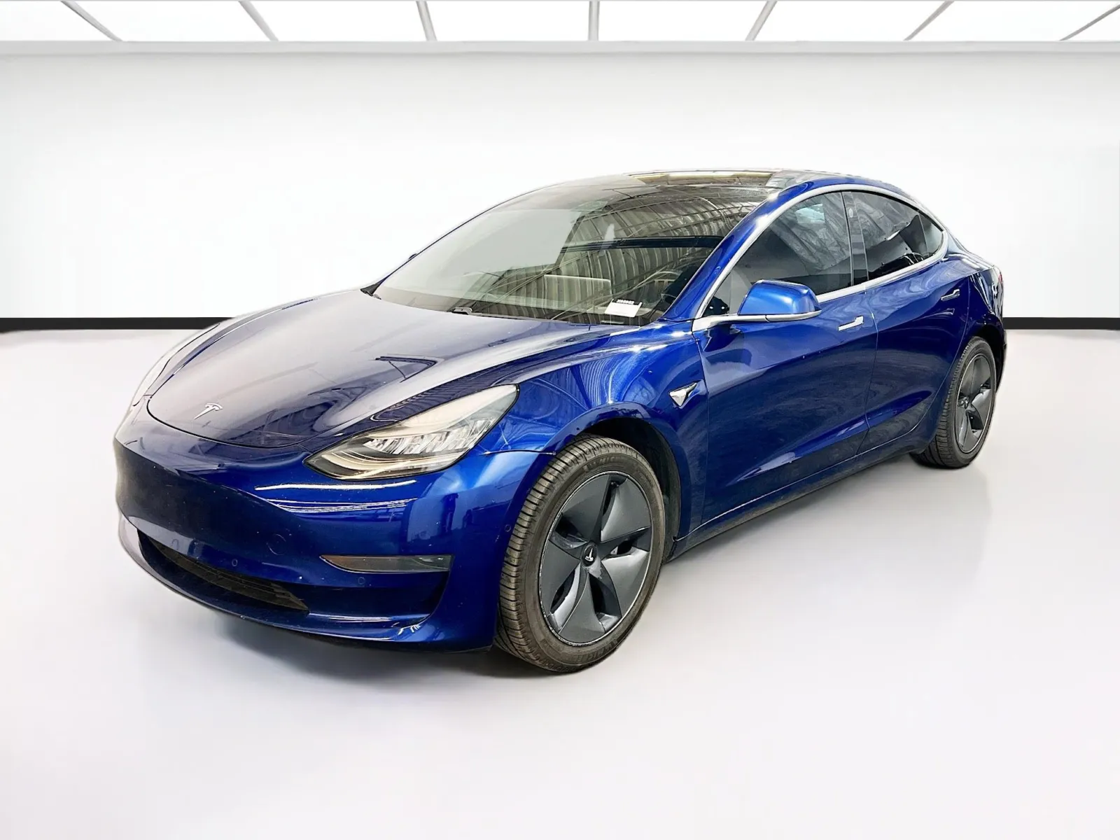 Red 2020 Tesla Model 3 Standard Range Plus for sale in Chandler, AZ