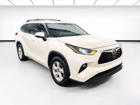 Another view of 2021 Toyota Highlander LE for sale in Chandler, AZ at STG Chandler