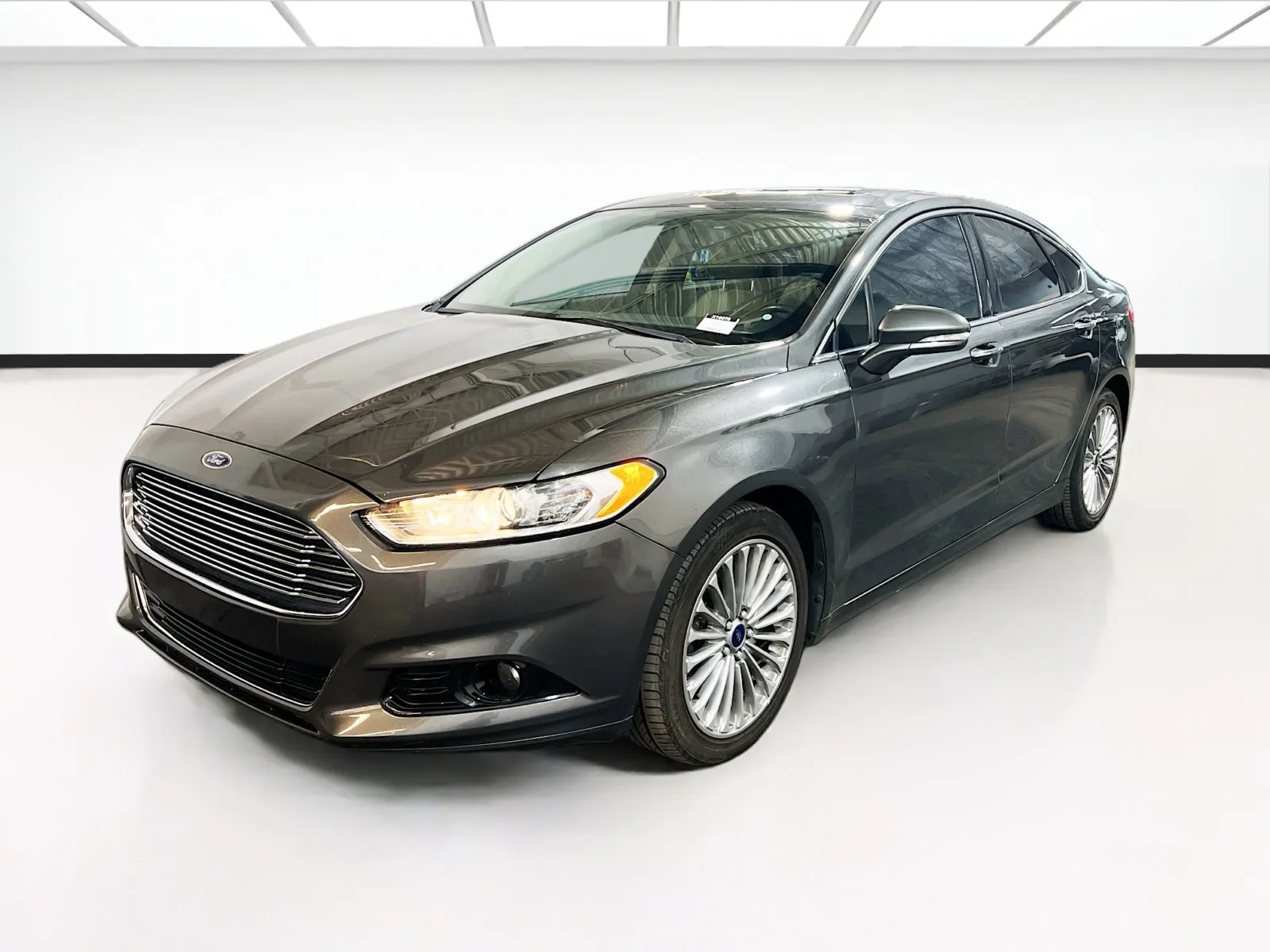 Gray 2016 Ford Fusion Titanium for sale in Chandler, AZ