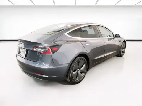 More photos of 2019 Tesla Model 3 Mid Range at STG Chandler, AZ