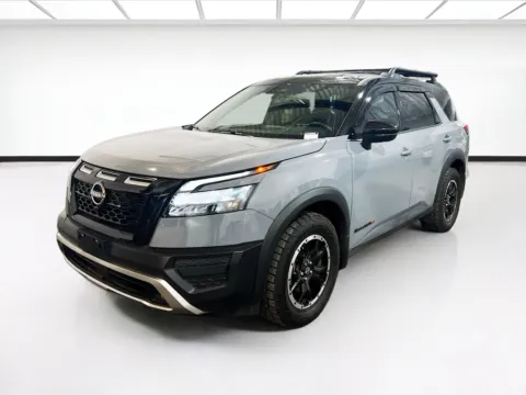 Black 2023 Nissan Pathfinder Rock Creek for sale in Chandler, AZ