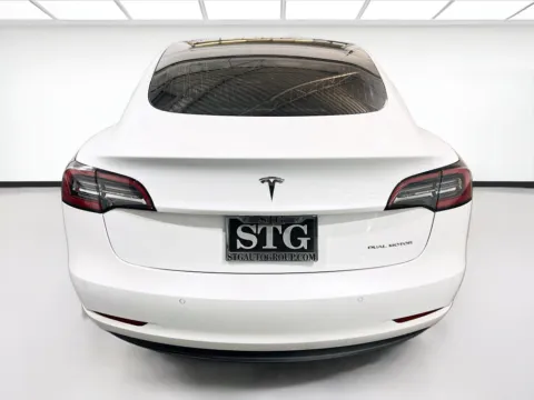 More photos of 2020 Tesla Model 3 Long Range at STG Chandler, AZ