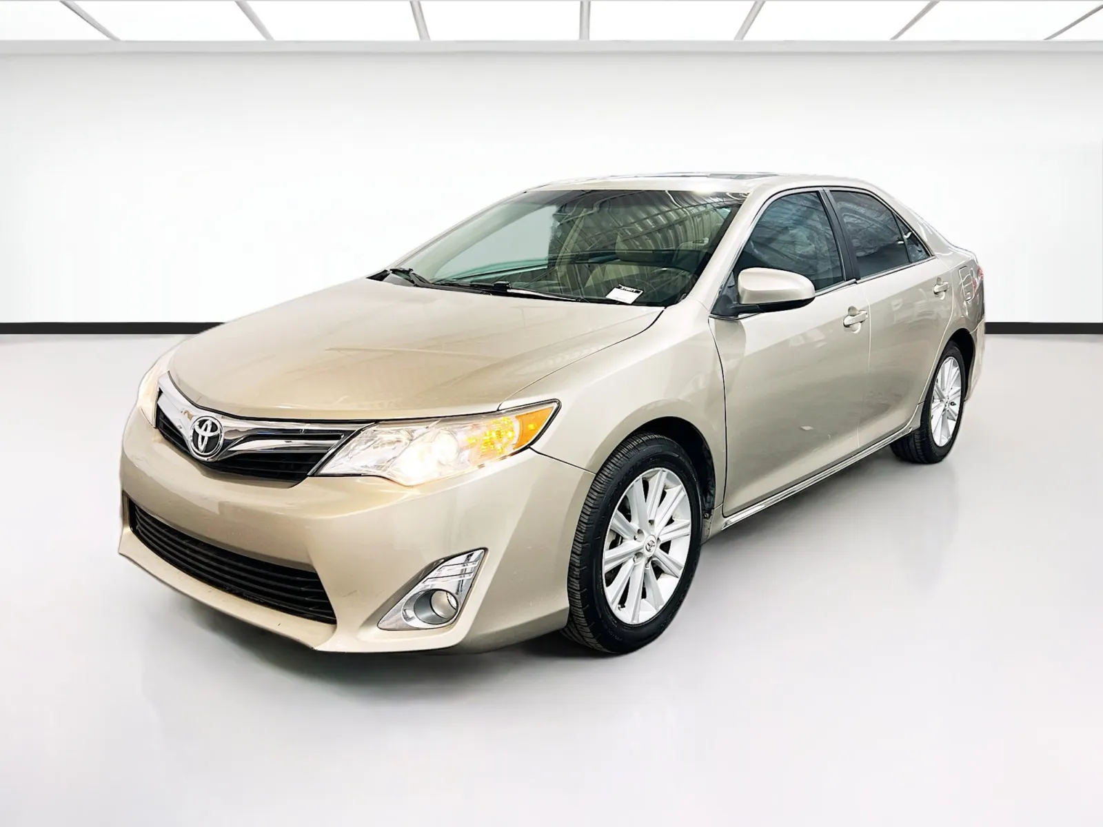 2014 Toyota Camry XLE