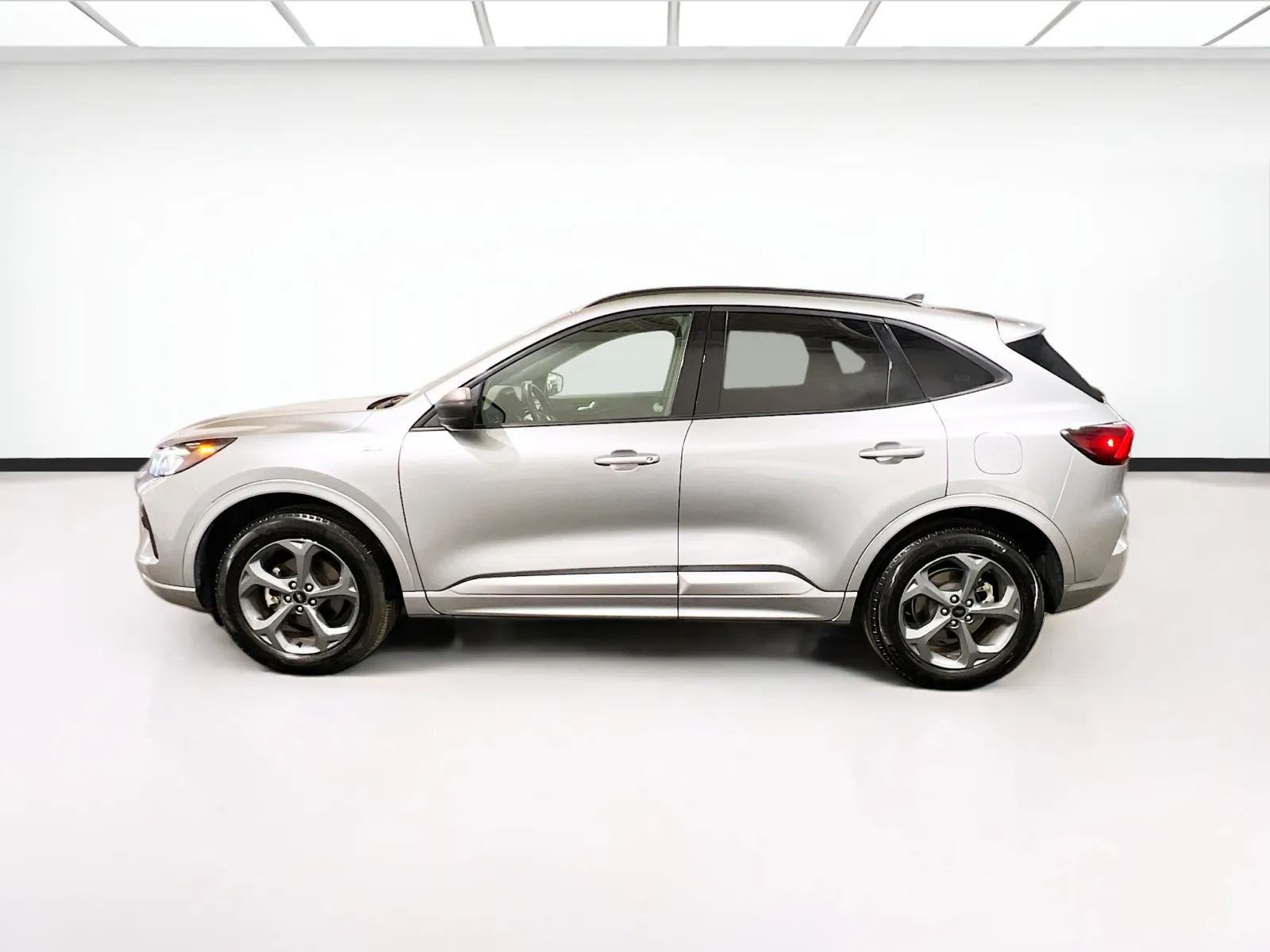 2024 Ford Escape ST-Line - Photo 22