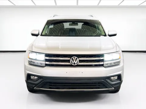 Photos of 2018 Volkswagen Atlas 3.6L V6 SE for sale in Chandler, AZ at STG Chandler