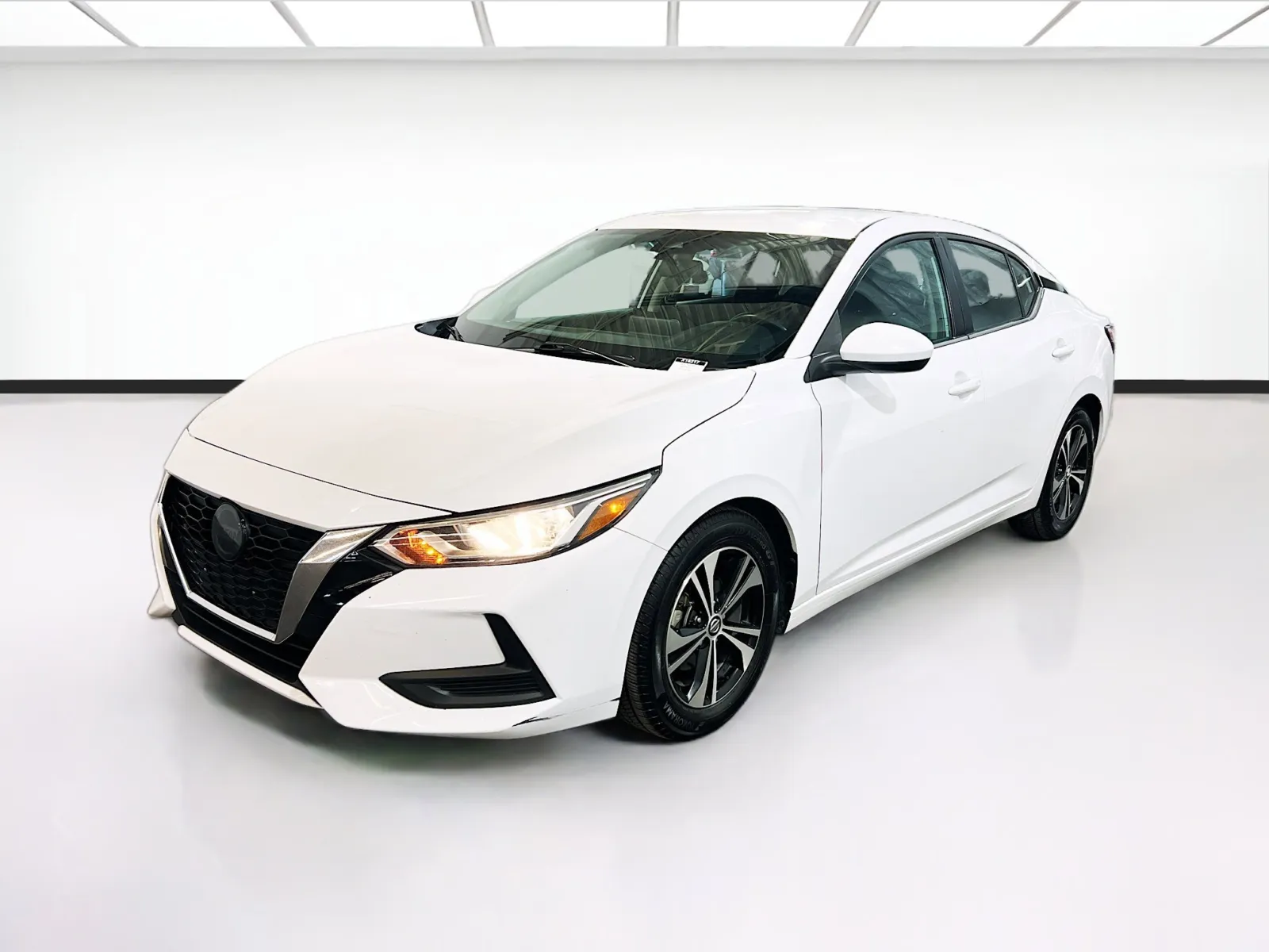 White 2022 Nissan Sentra SV for sale in Chandler, AZ