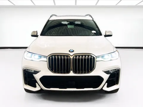 Photos of 2020 BMW X7 M50i for sale in Chandler, AZ at STG Chandler