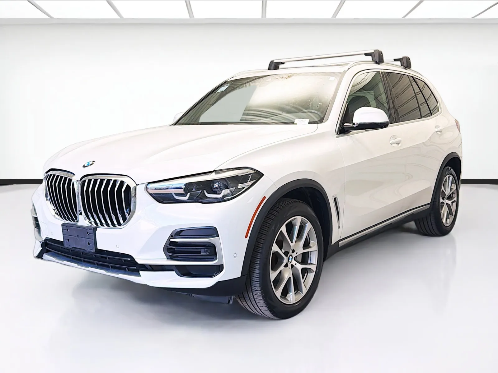 White 2023 BMW X5 xDrive40i for sale in Chandler, AZ