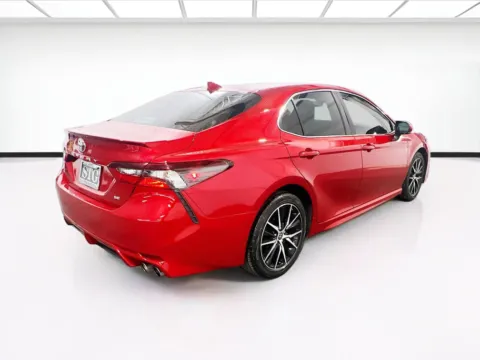 More photos of 2022 Toyota Camry SE at STG Chandler, AZ