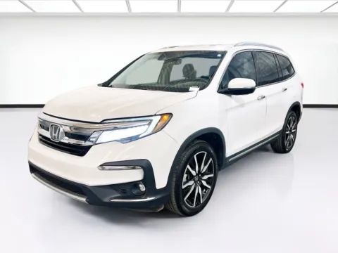 White 2020 Honda Pilot Touring 7-Passenger for sale in Chandler, AZ