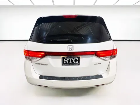 More photos of 2016 Honda Odyssey Touring Elite at STG Chandler, AZ