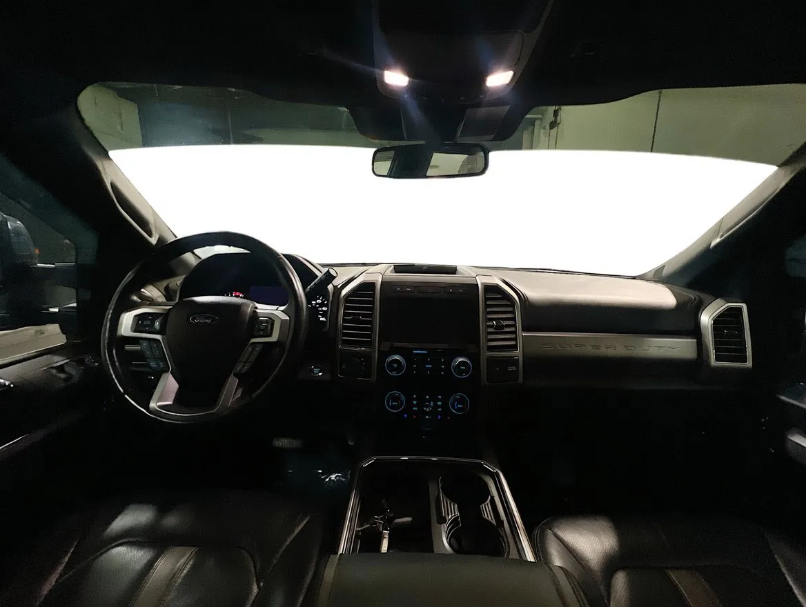 2021 Ford F-250 Super Duty Platinum - Photo 17