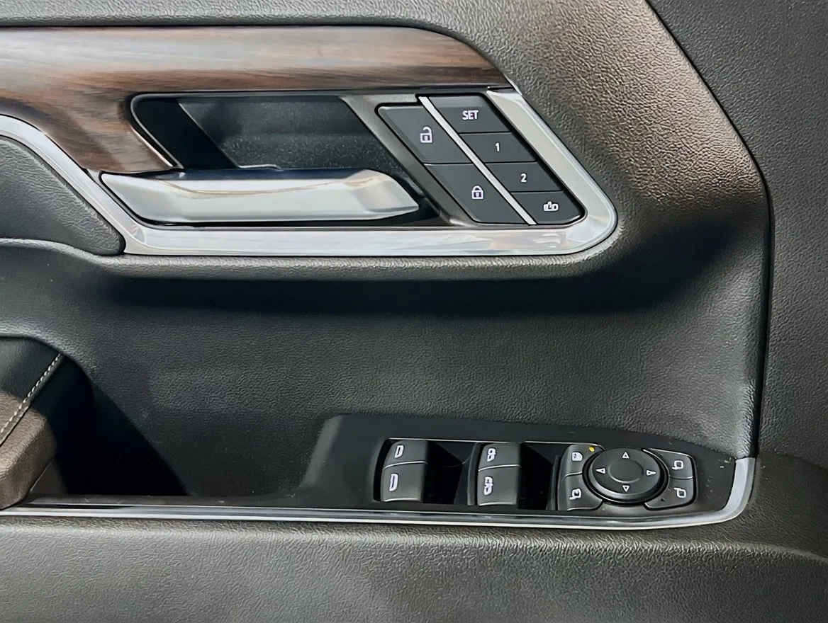 2024 GMC Sierra 1500 SLT - Photo 13
