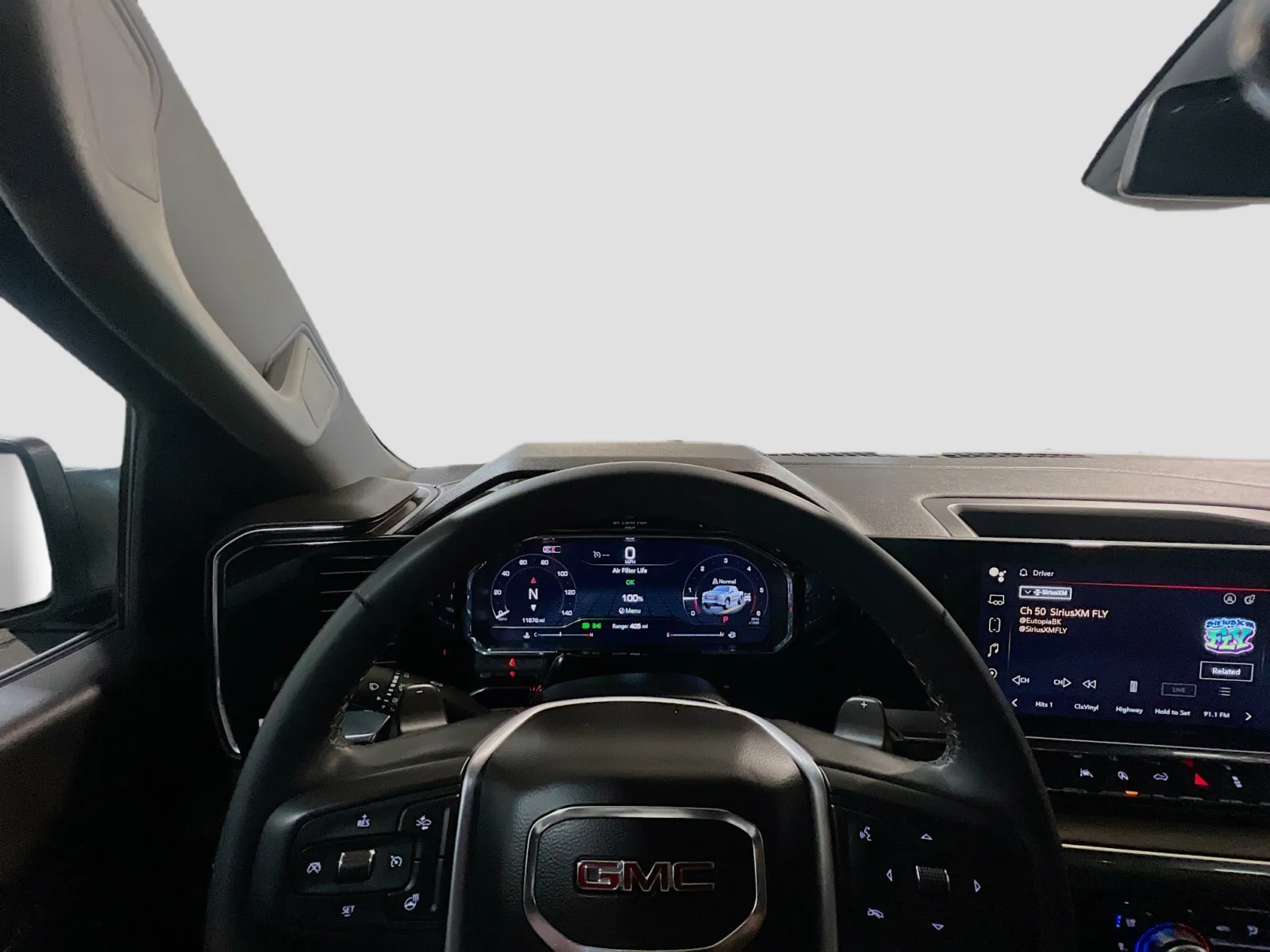 2024 GMC Sierra 1500 SLT - Photo 7