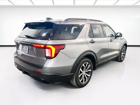 More photos of 2025 Ford Explorer ST-Line at STG Chandler, AZ