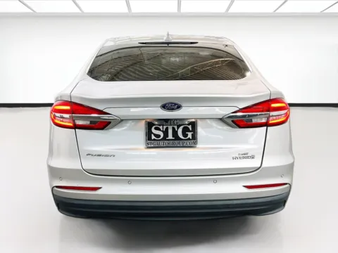 More photos of 2019 Ford Fusion Hybrid SE at STG Chandler, AZ
