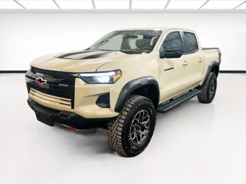 Beige 2024 Chevrolet Colorado 4WD ZR2 for sale in Chandler, AZ